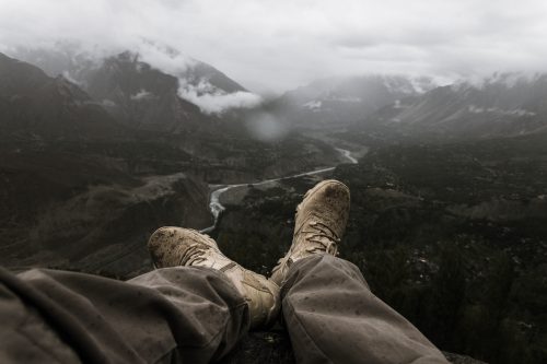 Jak dobrać buty trekkingowe na wyprawę górską?